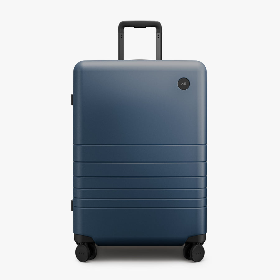 Ocean Blue | Front view of Expandable Check-In Medium in Ocean Blue