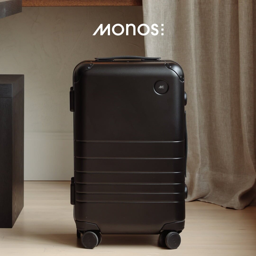 Monos Carry-On